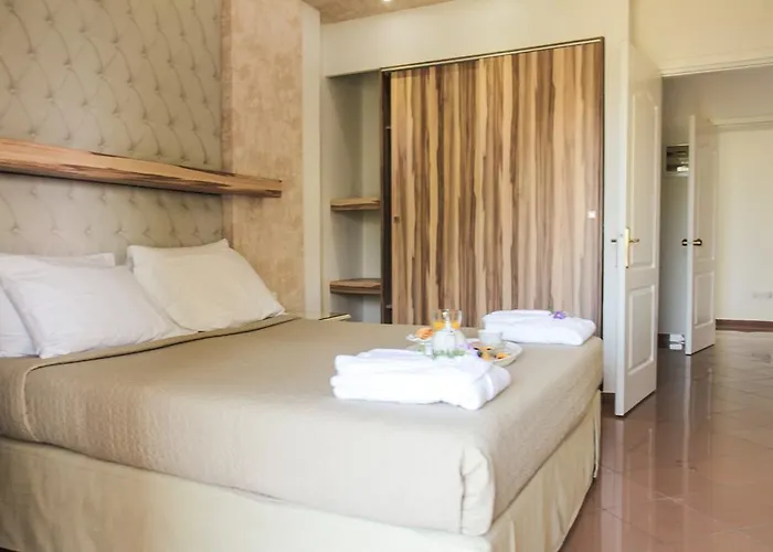 Aparthotel Socrates Plaza Prínos